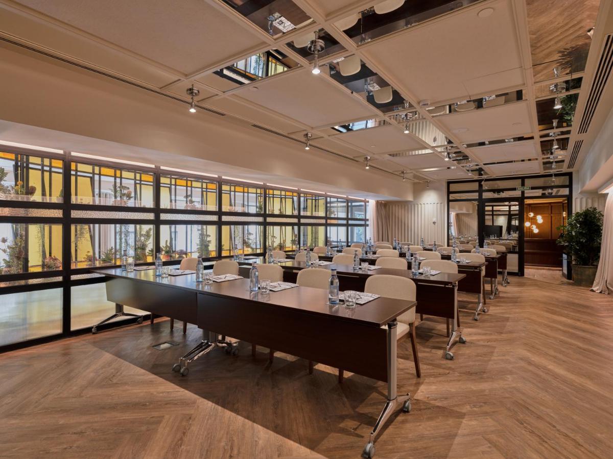 Only You Hotel Valencia Exterior photo Meeting room at the Westin Palace, Madrid
